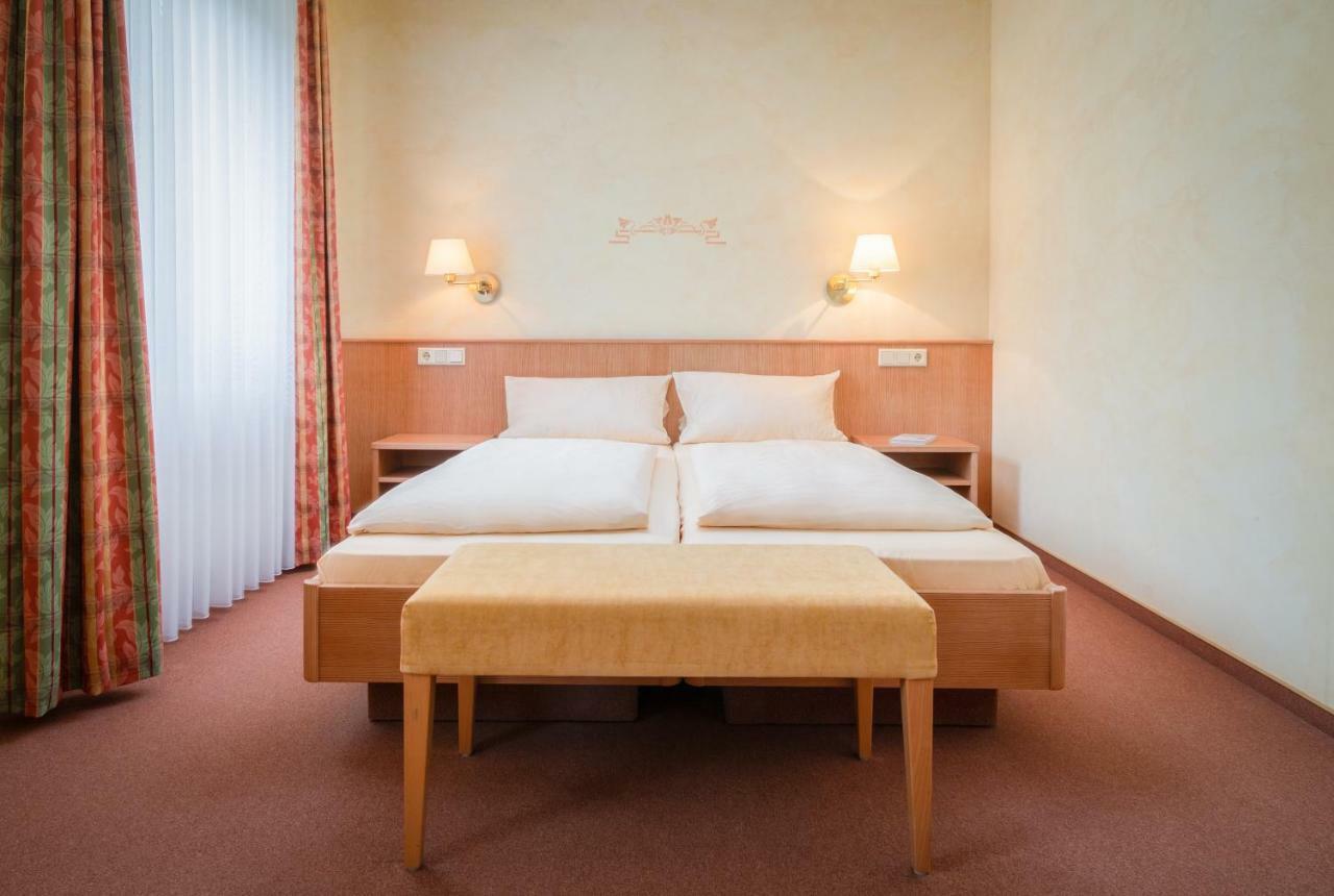 Akzent Hotel Haus Sonnenberg ショッテン エクステリア 写真