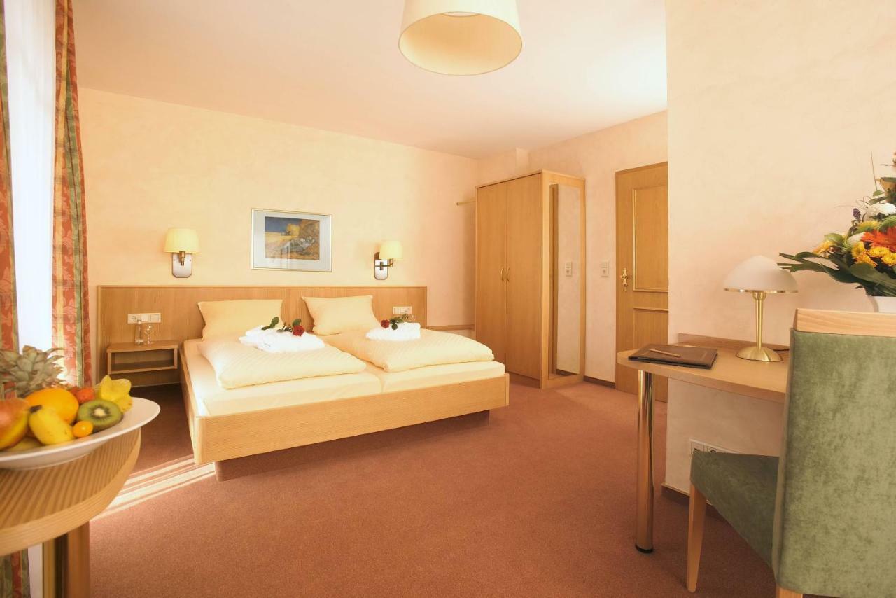Akzent Hotel Haus Sonnenberg ショッテン エクステリア 写真